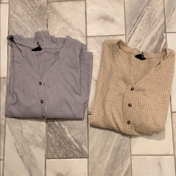 Gray and beige button up sweaters bundle - Picture 1 of 4